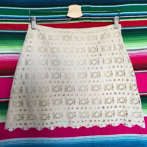 J Crew Lace Eyelet Mini Skirt Scalloped Floral - Picture 2 of 6
